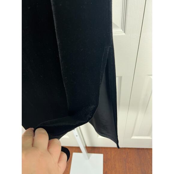 Black Velvet Elastic Waist Maxi Skirt Size Small Side Slit 28 Waist Islander - Picture 4 of 8